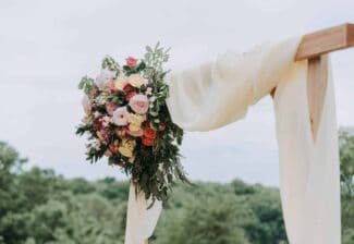 Proper decoration for a wedding in a Finca in Mallorca